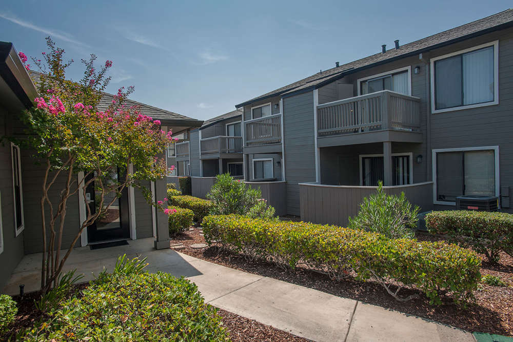 Apartments exterior shot at Sandpiper Village Apartment Homes in Vacaville, California