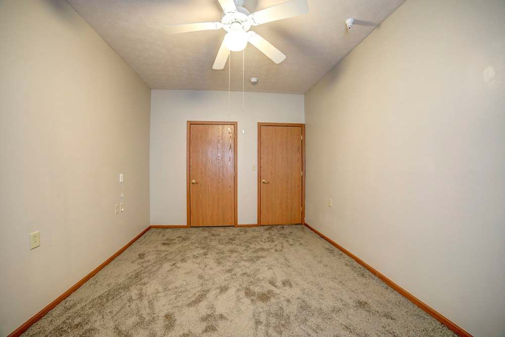 Apartment bedroom at Brentwood Greene in Kokomo, Indiana
