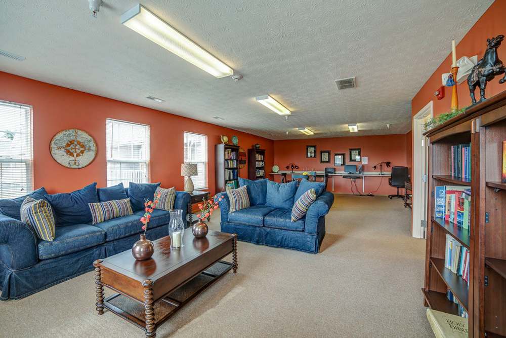 Computer room and library at Brentwood Greene in Kokomo, Indiana