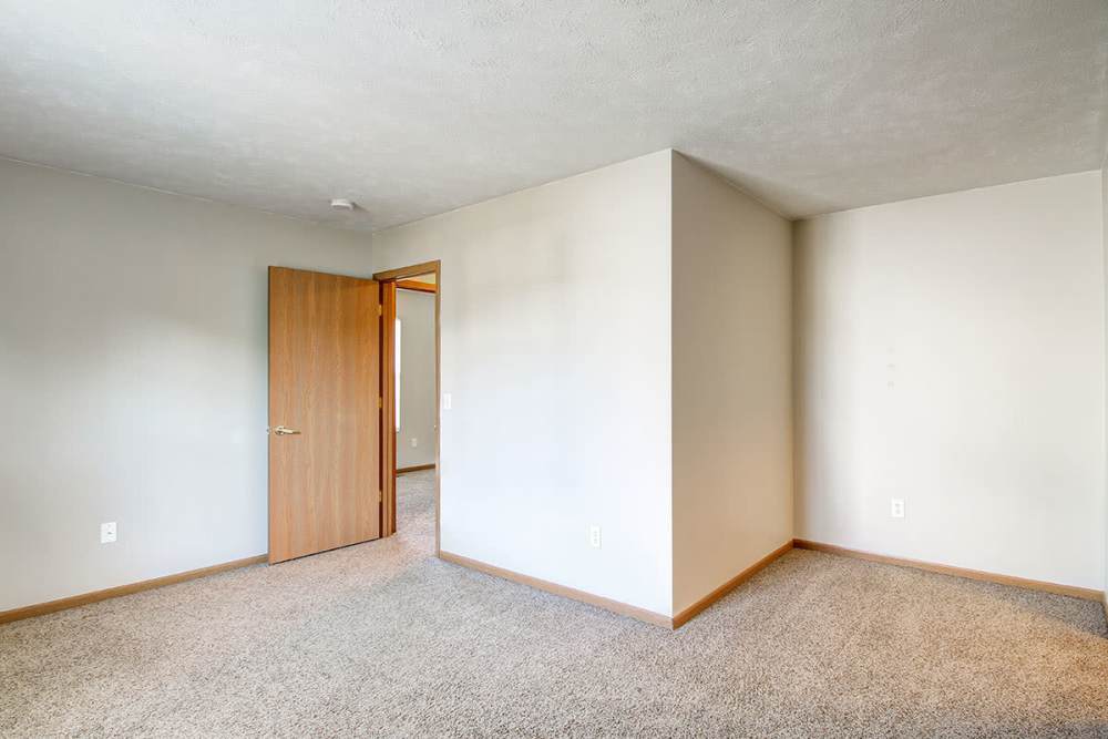 Unfurnished bedroom at Doranne Greene in Hartford. MI