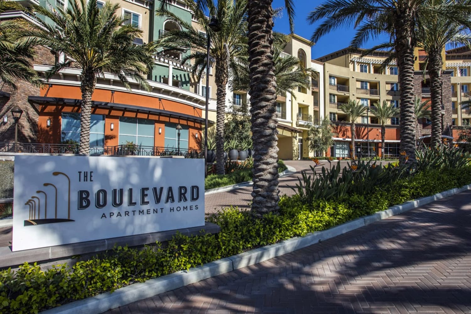 Exterior of The Boulevard Apartment Homes in Woodland Hills, California