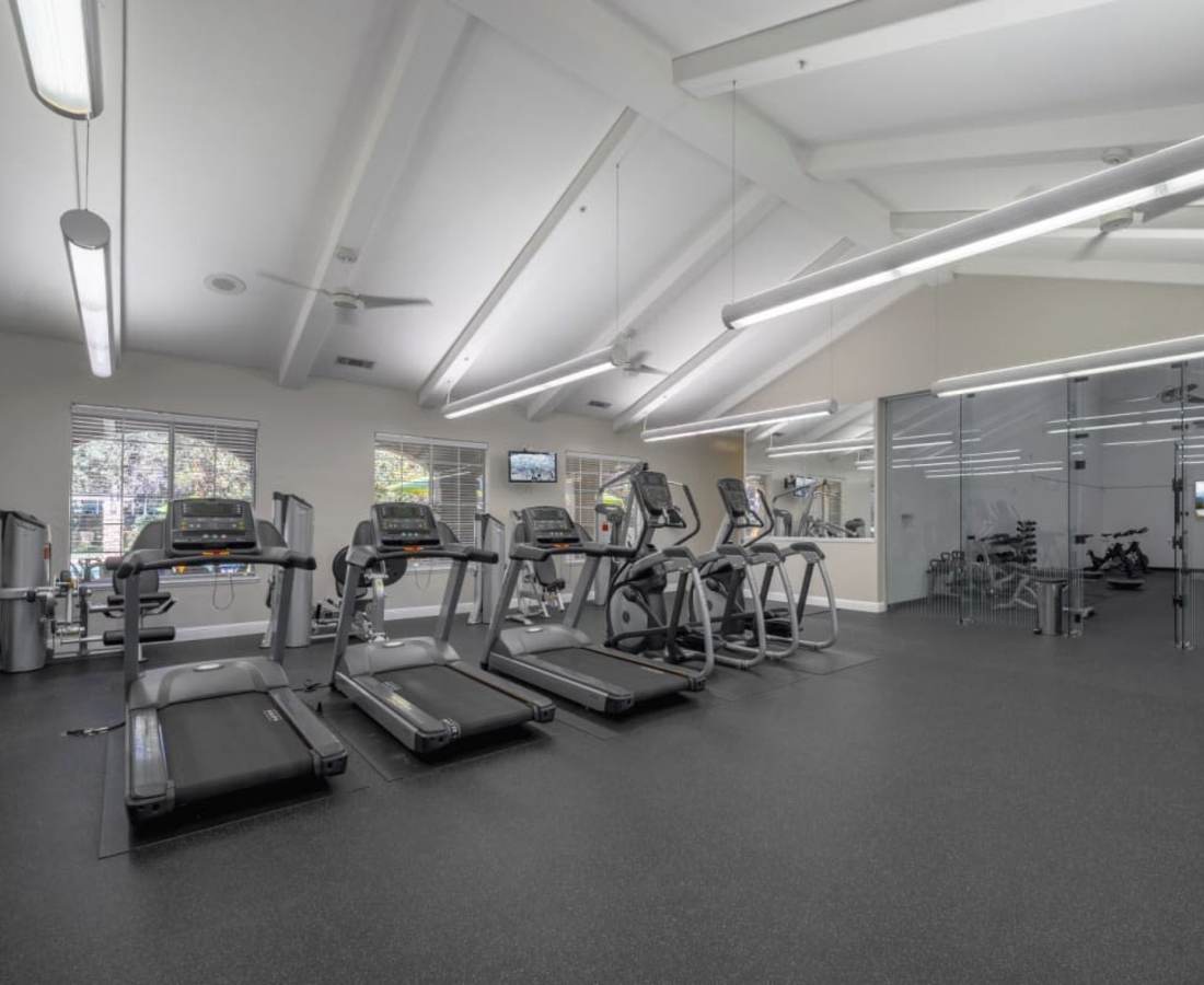 Fitness center at Oak Brook Apartments in Rancho Cordova, California