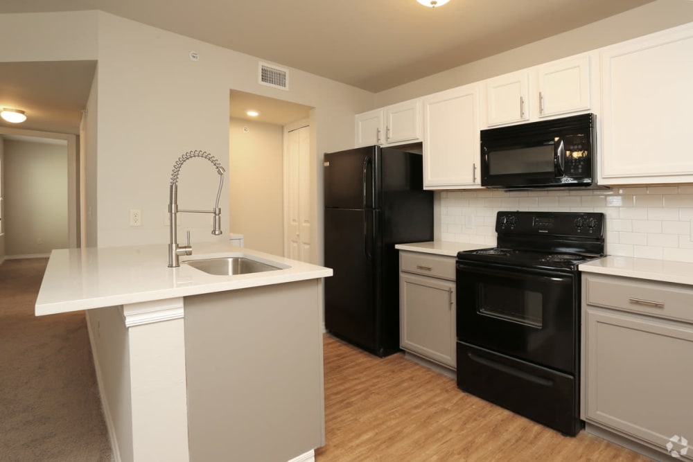 Modern kitchen at Cross Timber in Oklahoma City, Oklahoma