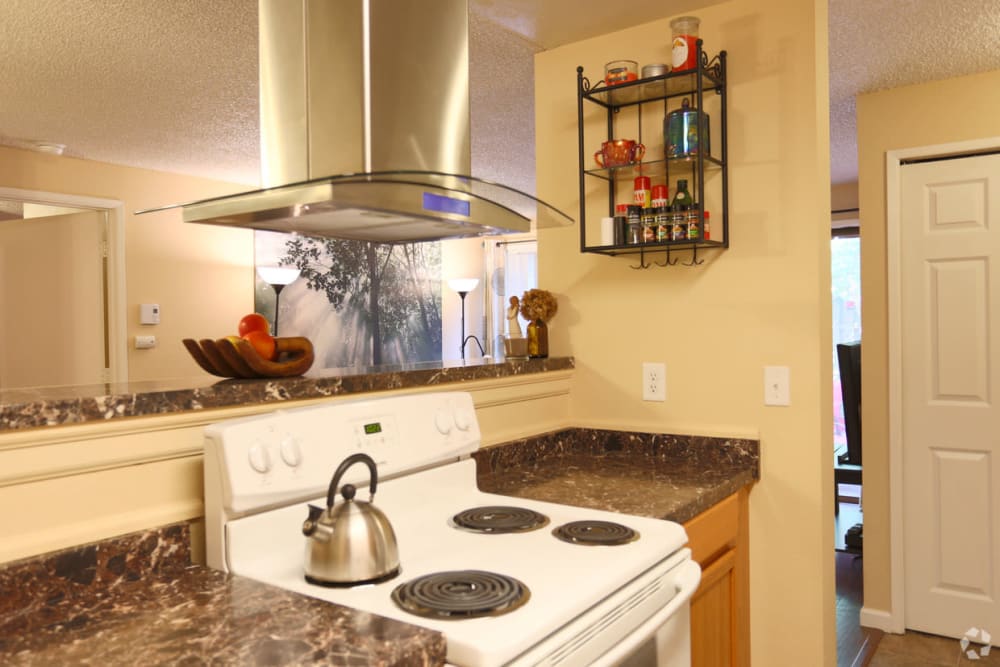 Photos of Oakbrook Apartments in Vancouver, Washington