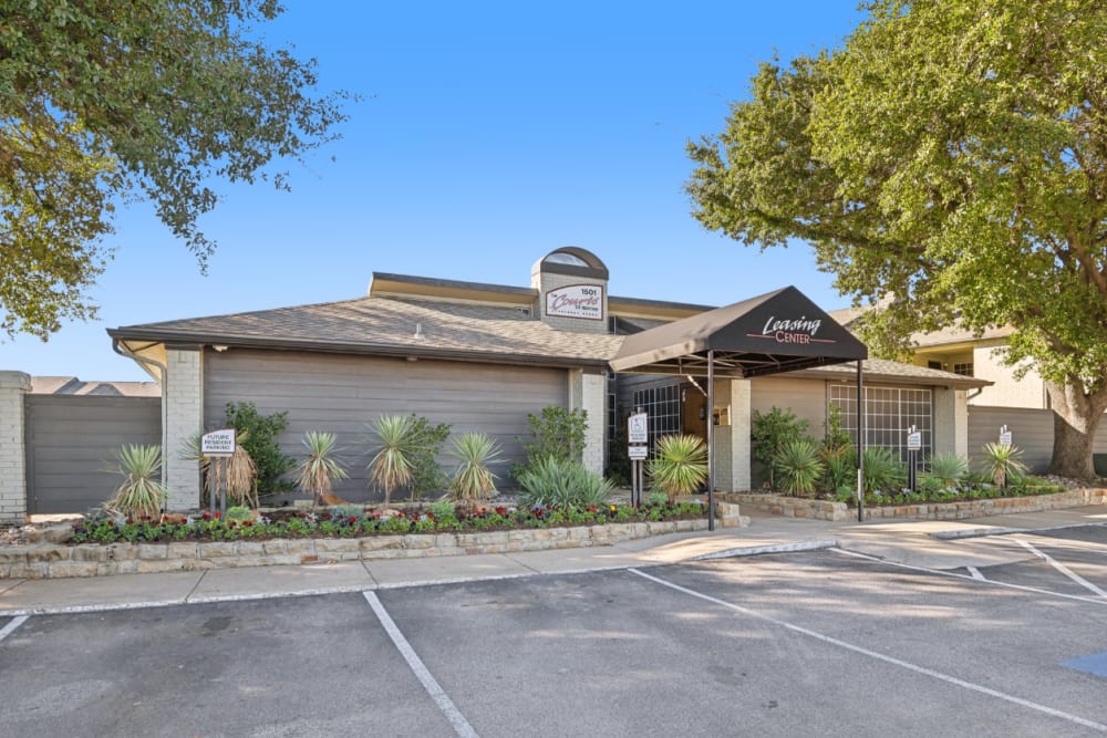 Exterior shot of leasing office at Courts of Bedford in Bedford, Texas