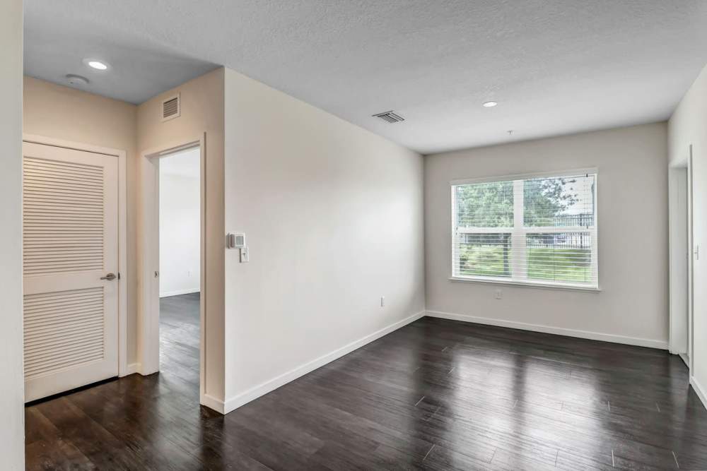 Unfurnished room at Citrus Run Apartments in Tampa, Florida