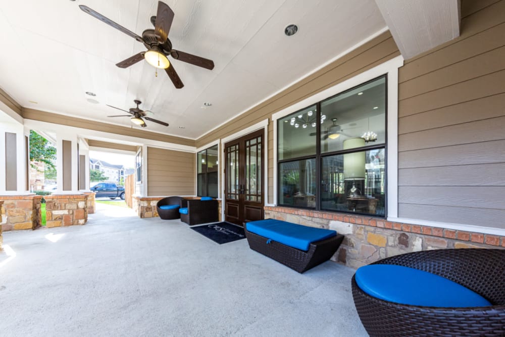 Front entrance at Marquis at Katy in Katy, Texas