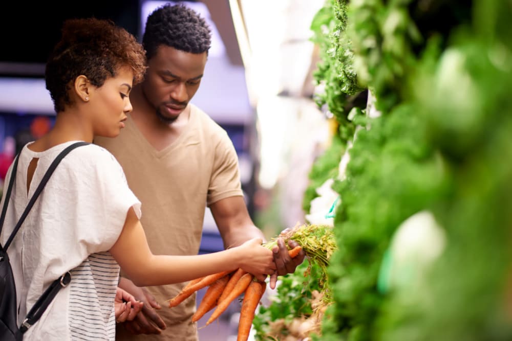 Residents produce shopping near MOD Apartments in Seattle, Washington