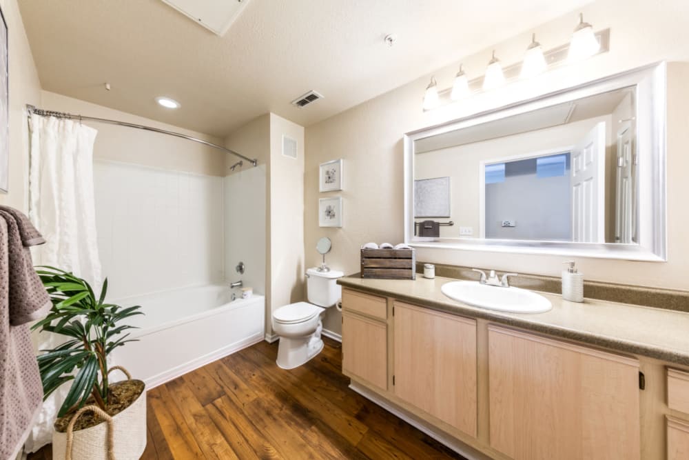 Clean bathroom at The Fairmont at Willow Creek in Folsom, California