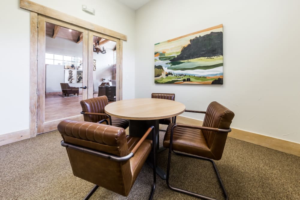 Private meeting area at Marquis at Canyon Ridge in Austin, Texas