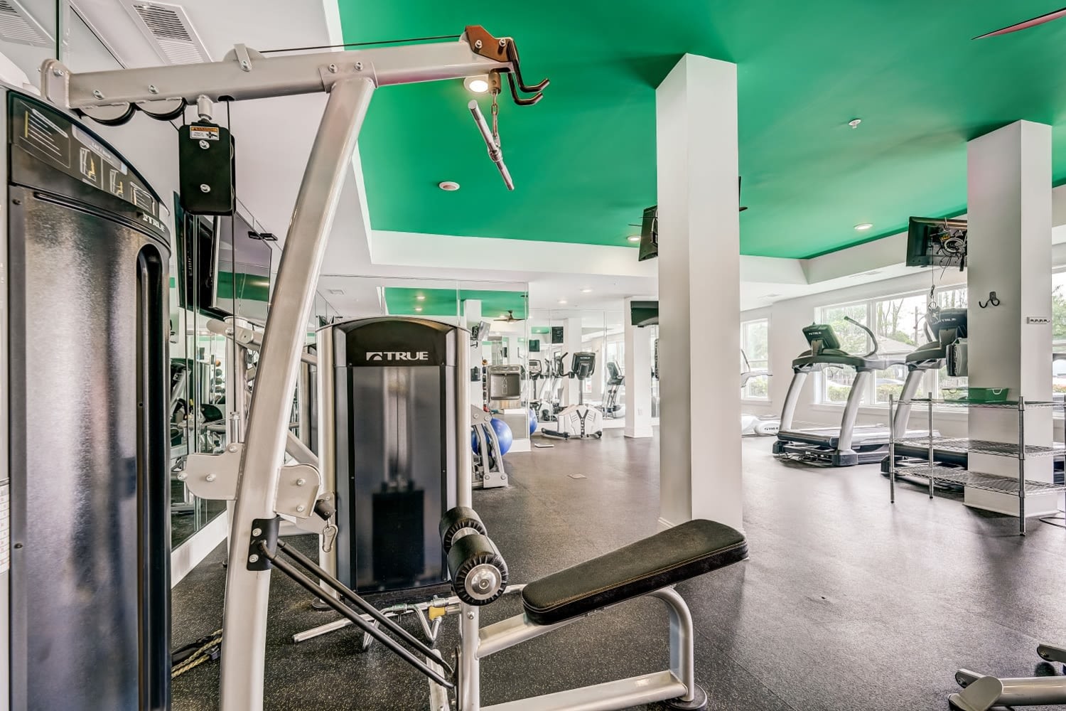 Photos of Creekside at Greenlawn Apartment Homes in Columbia, South