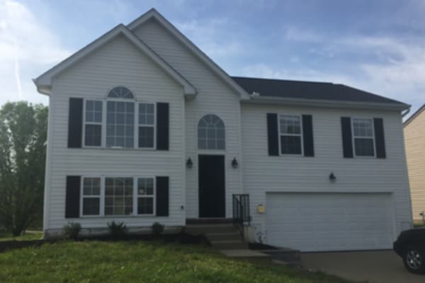 Available single family homes near Legacy Management in Ft. Wright, Kentucky