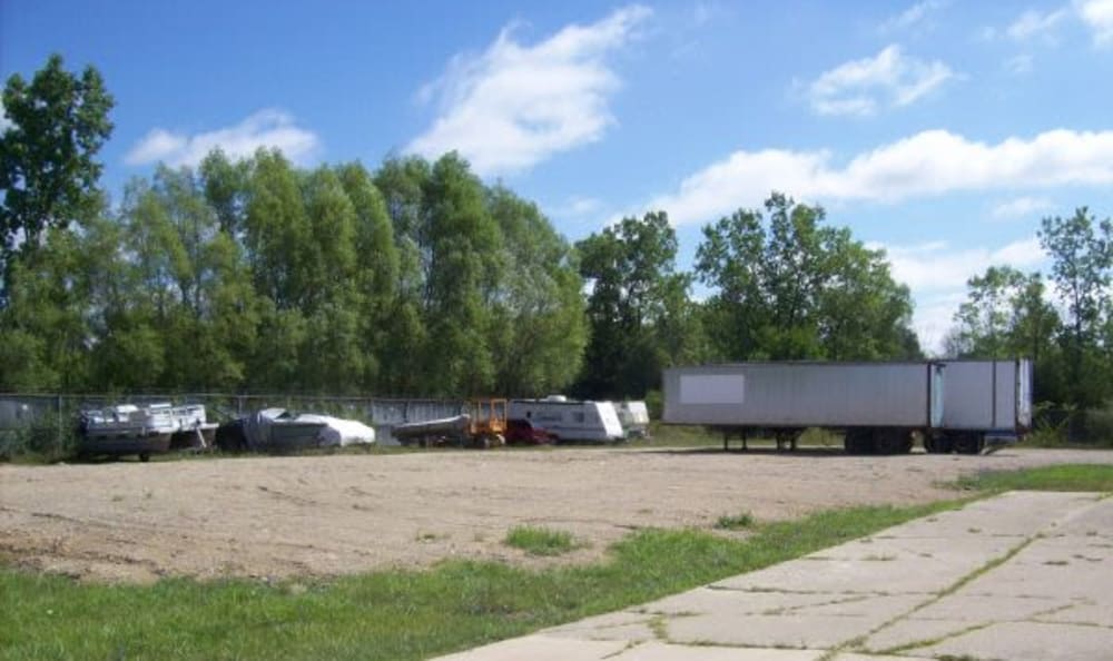 Outdoor storage space available for rent at Northwest Mini Storage in Flushing, Michigan