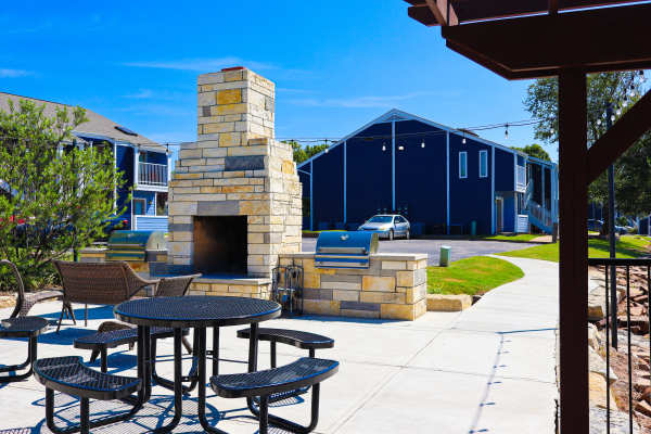 Barbeque grilling area at The Landing on 9 in Norman, Oklahoma