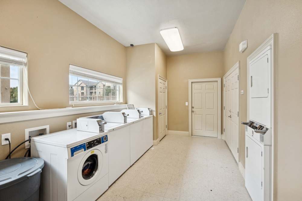 On-site laundry at Horizon Meadows in La Marque,Texas