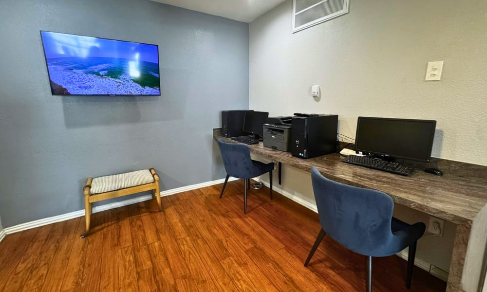 Community business center at Santa Fe Apartments in Dallas, Texas