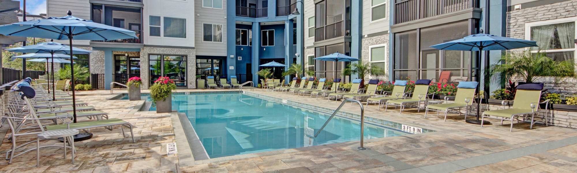 Schedule a Tour at The Courtney at Lake Shadow in Orlando, Florida