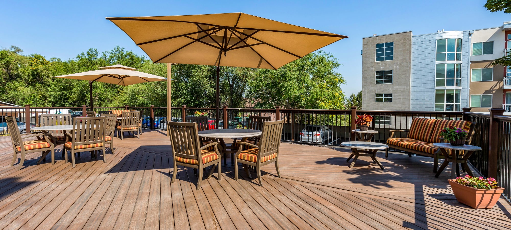 Senior living at Chateau Brickyard in Salt Lake City, Utah