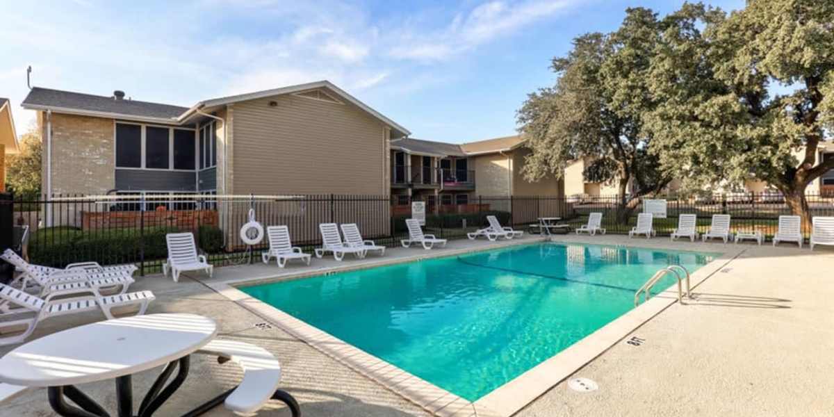Apartments at Tribecca Pointe Apartments in Hurst, Texas