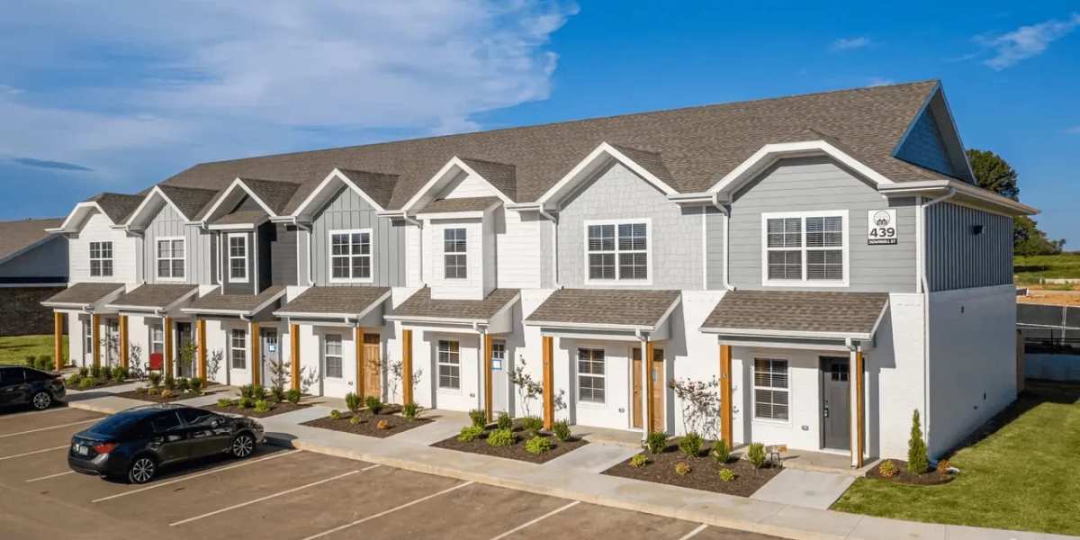 Sunny views of exterior at Lauth Communities in Carmel, Indiana