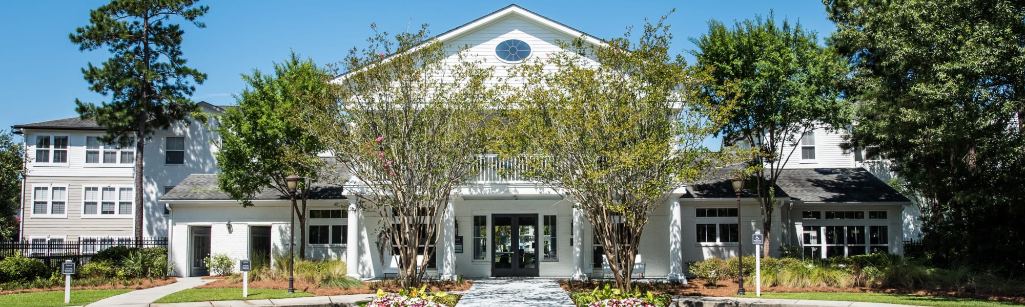 Amenities at Ingleside Apartments in North Charleston, South Carolina