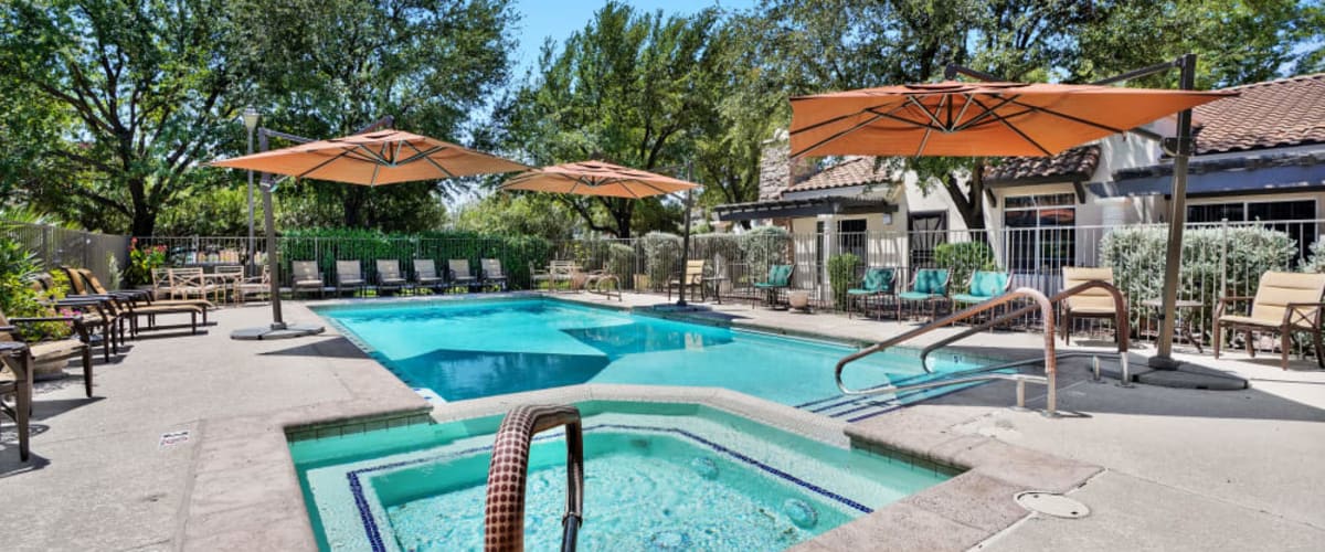 Swimming pool at Tuscany at McCormick Ranch in Scottsdale, Arizona