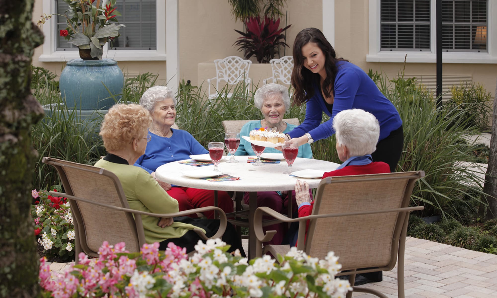 Senior living at Tequesta Terrace in Tequesta, Florida