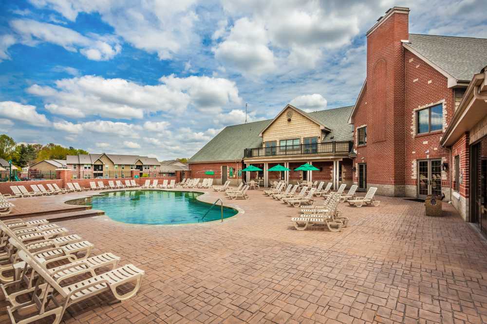 Terre Haute apartments at Cobblestone Crossings in Indiana