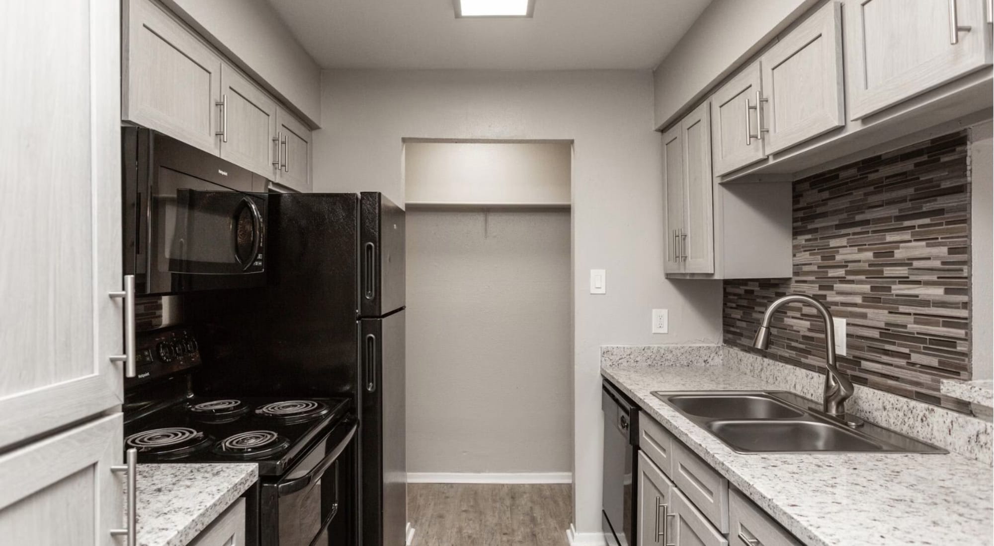 Modern Kitchen at Silvermine in Victoria, Texas