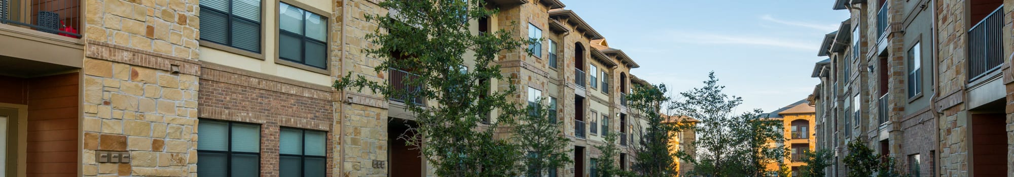 Pet policy at Sorrel Phillips Creek Ranch in Frisco, Texas