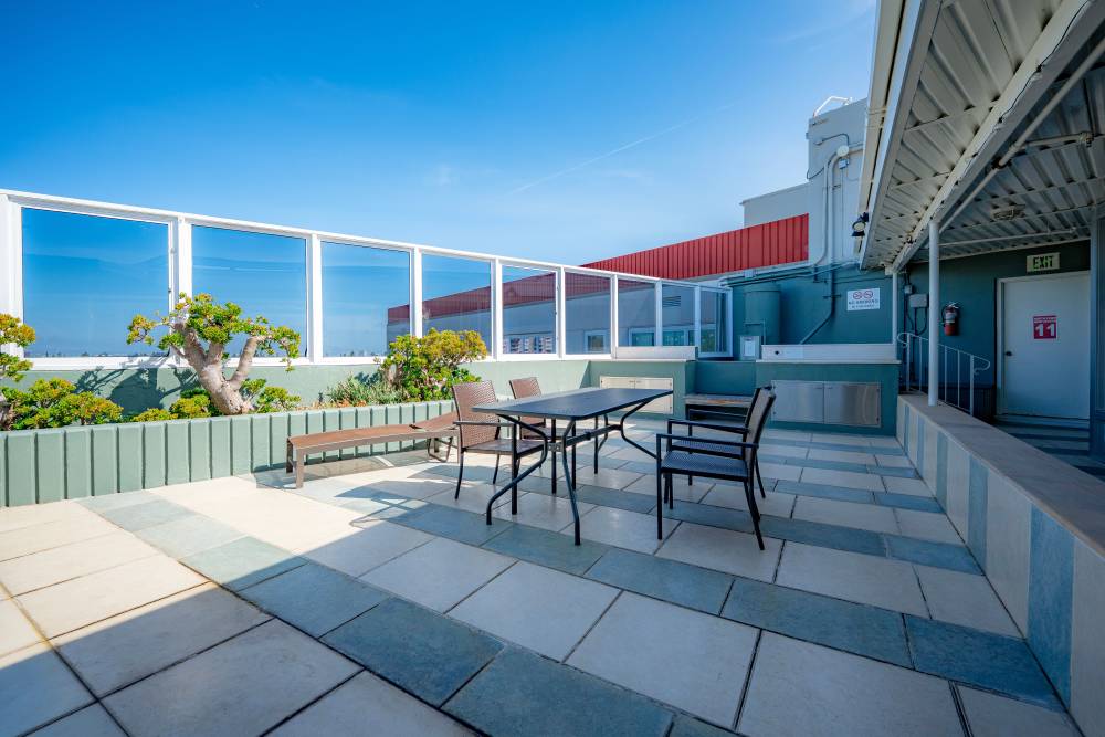 Rooftop lounge at Alta De Sabla in San Mateo, California