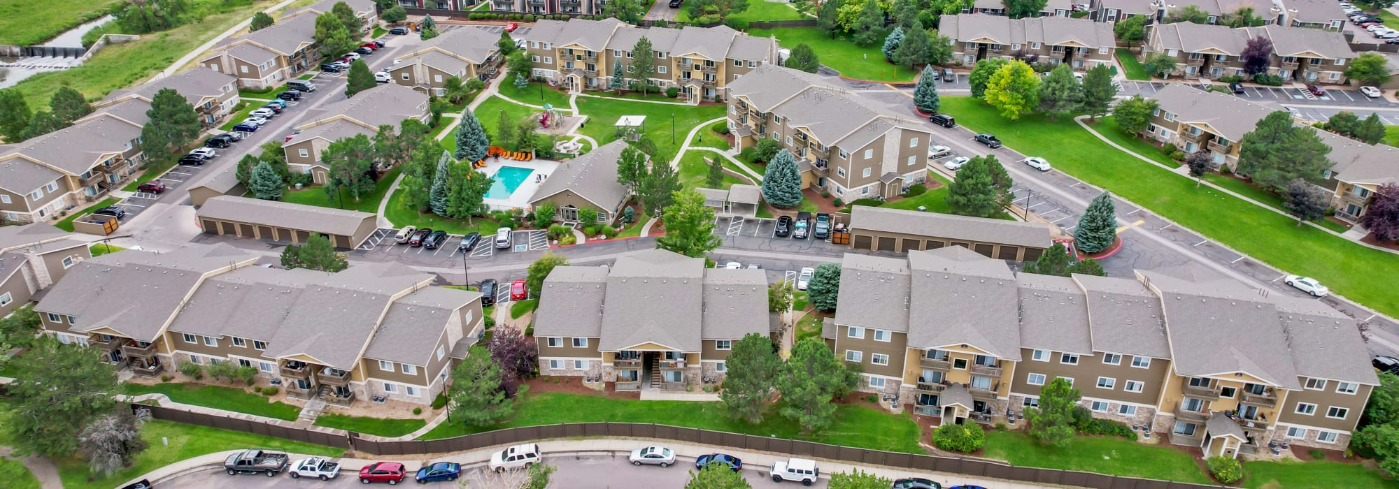 Pet friendly living at Crossroads at City Center Apartments in Aurora, Colorado