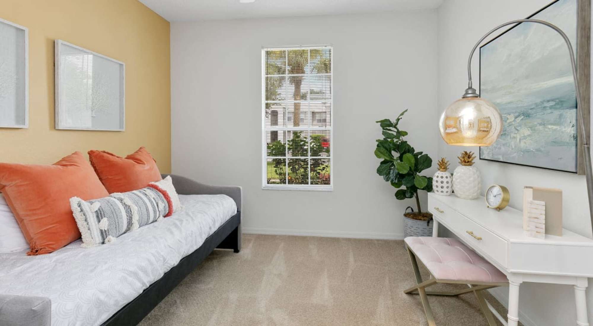 Virtual Tour | Woodmere Apartments of Venice in Venice, Florida