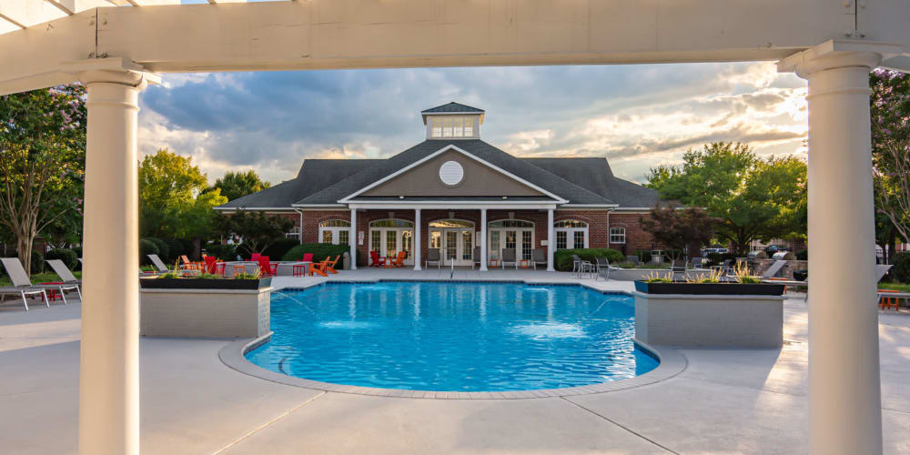 Frontal view of pool and building at The Belvedere in North Chesterfield, Virginia