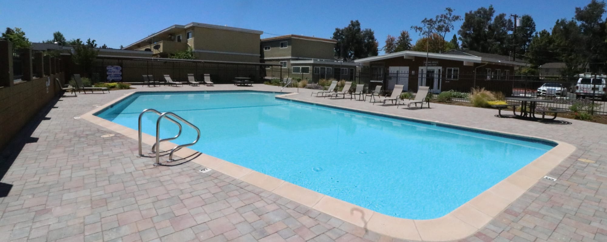 Photos of Briarwood Apartments in Livermore, California