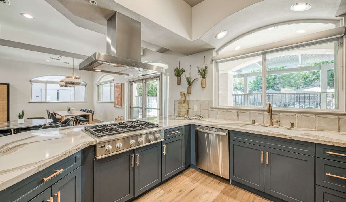 A view of the luxurious community kitchen at Westwood Bluffs in Fresno, California