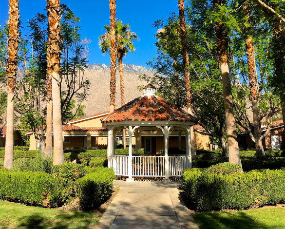 Patio at Pacifica Senior Living Palm Springs in Palm Springs, California