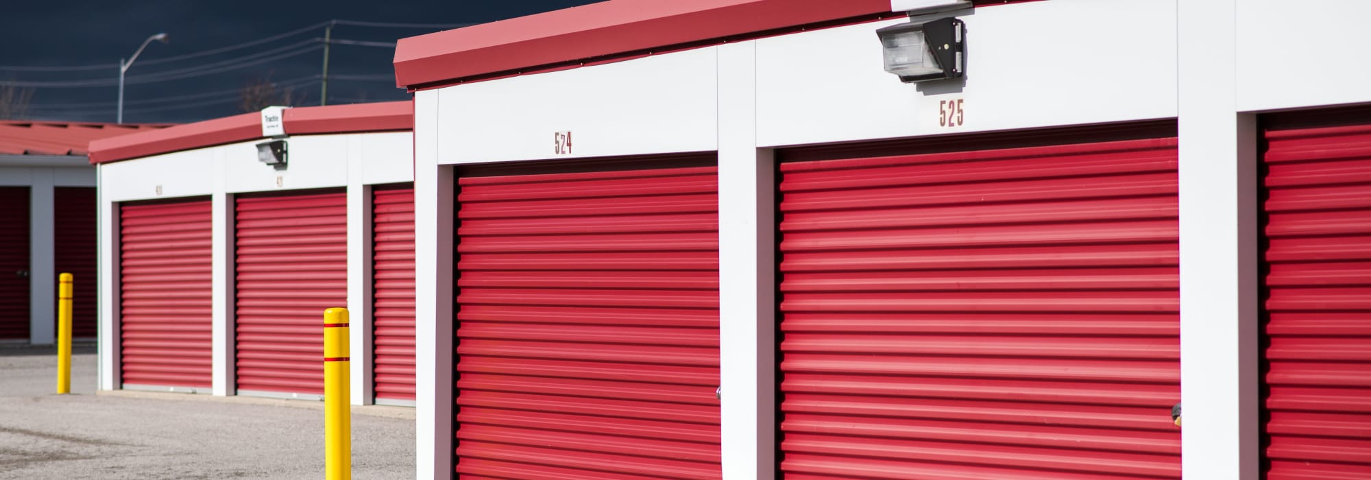Exterior of Apple Self Storage - East Gwillimbury in East Gwillimbury, Ontario