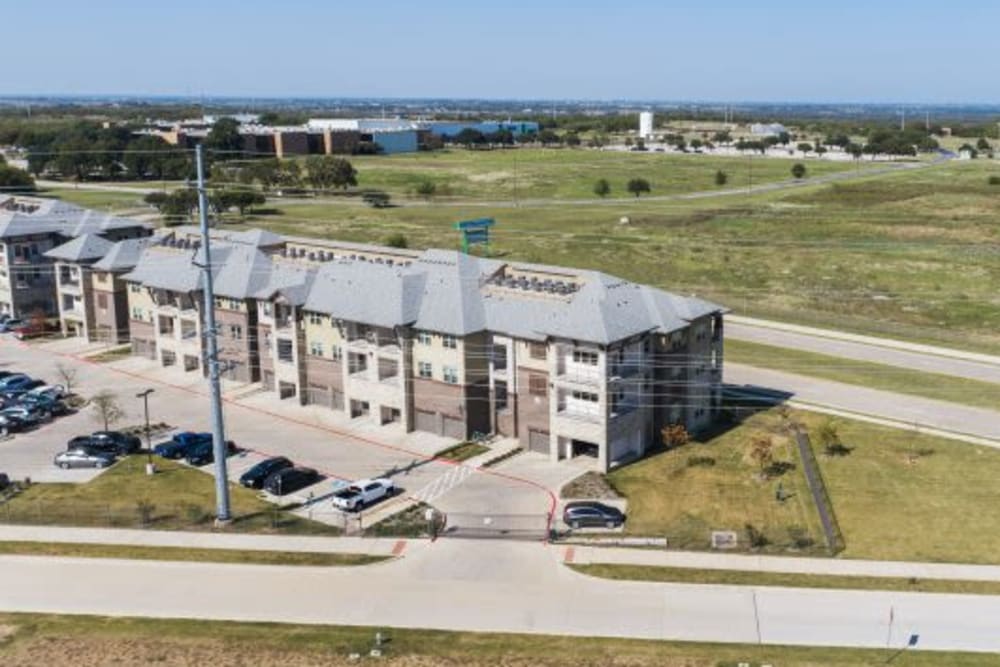 Bird's-eye exterior view of the apartments at Discovery Park in Denton, Texas