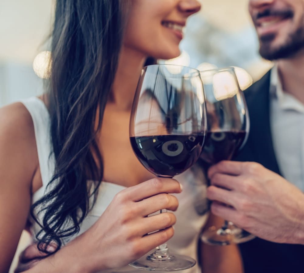 Resident couple out for a meal on date night near Sofi Lake Oswego in Lake Oswego, Oregon