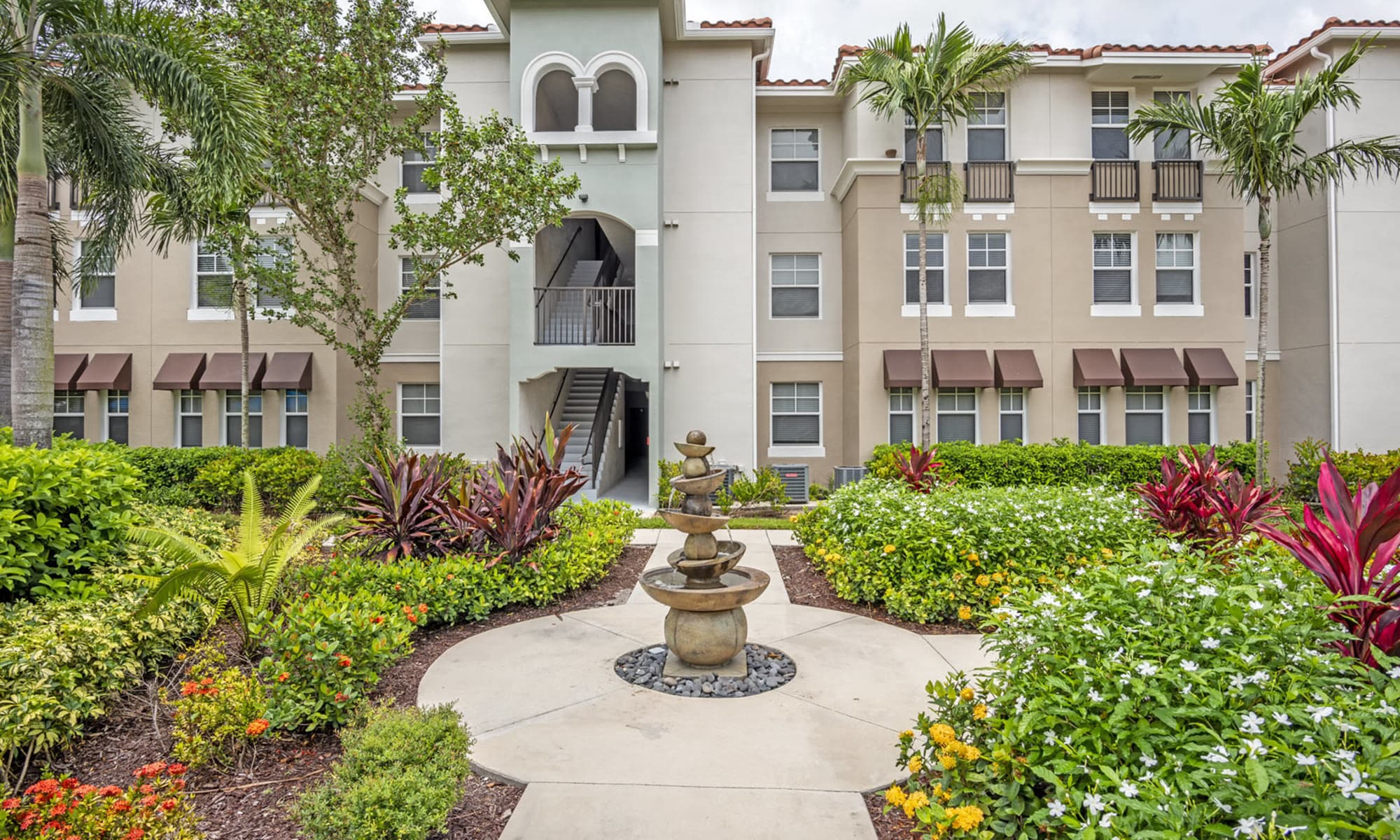 Apartments at IMT Miramar in Miramar, Florida