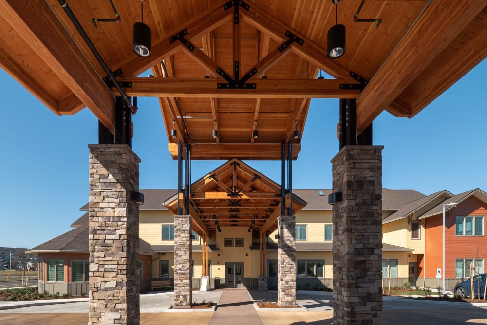 Covered entrance at Pear Valley Senior Living in Central Point, Oregon