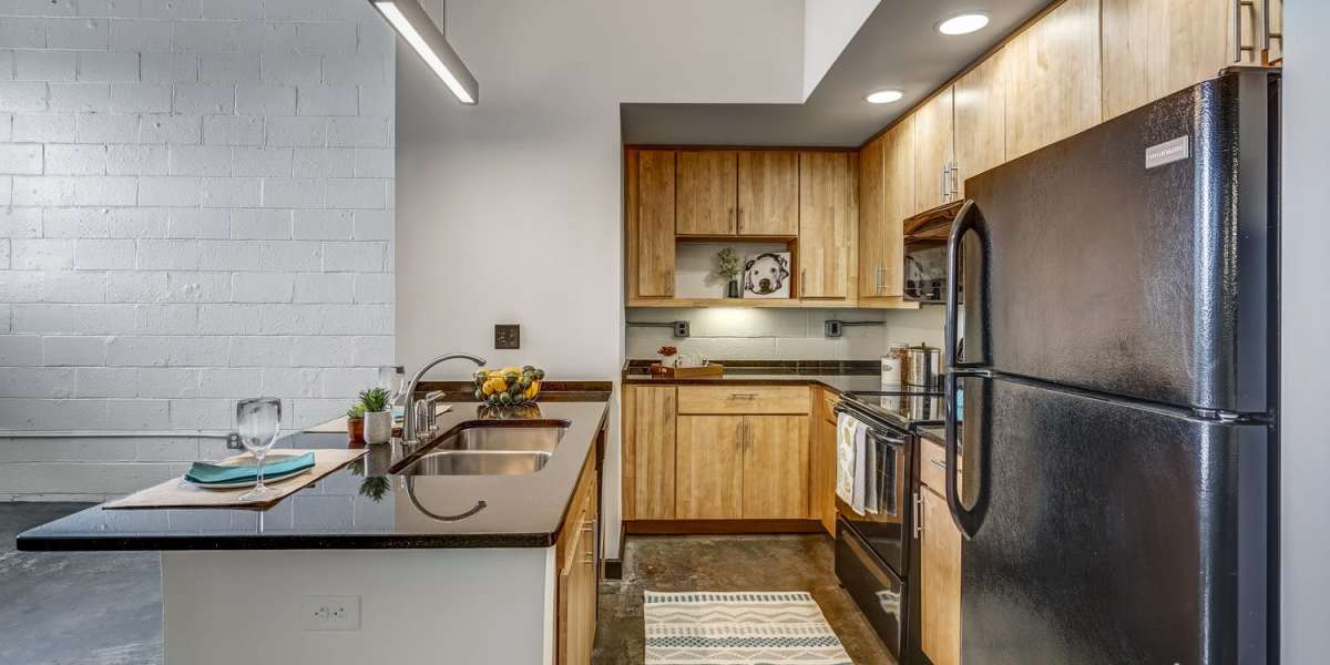 Kitchen with modern appliances at Hopper Lofts in Richmond, Virginia