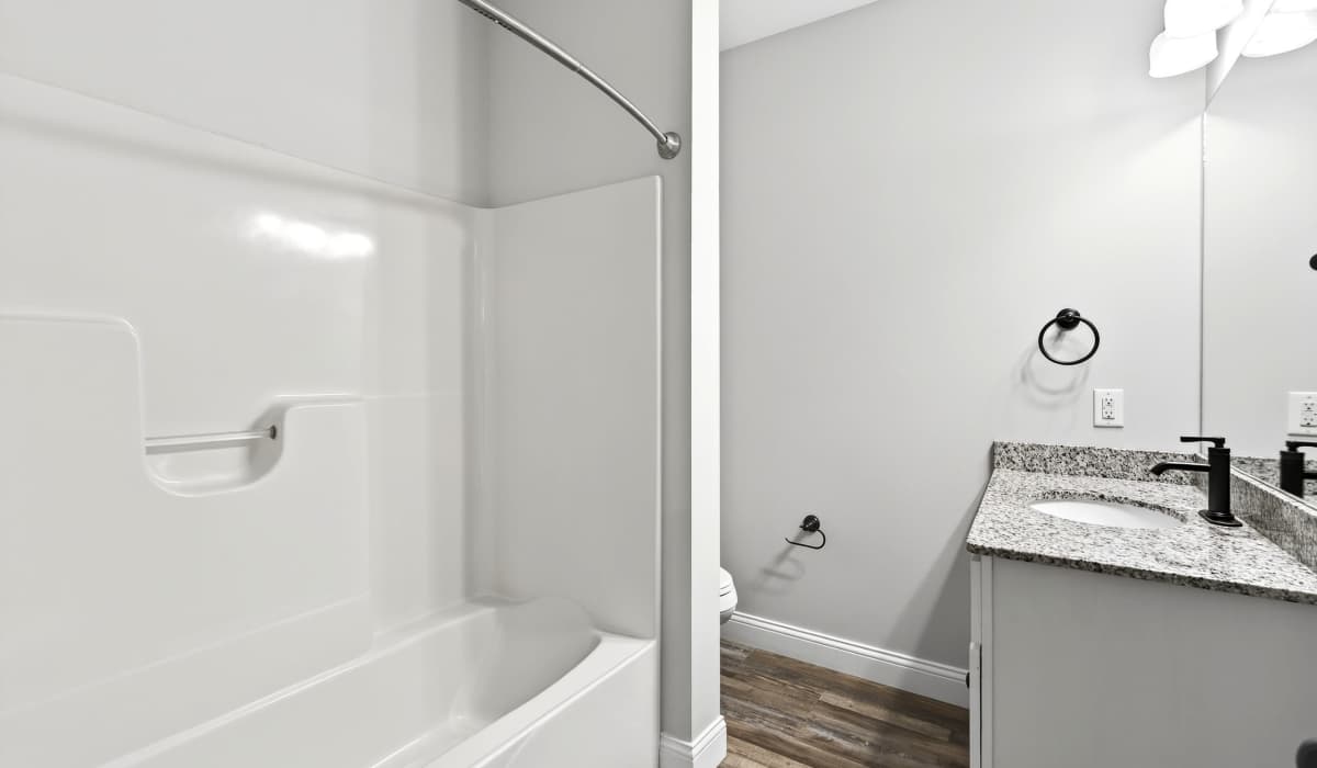 Bathroom with bathtub at Palomar Woods in Lexington, Kentucky