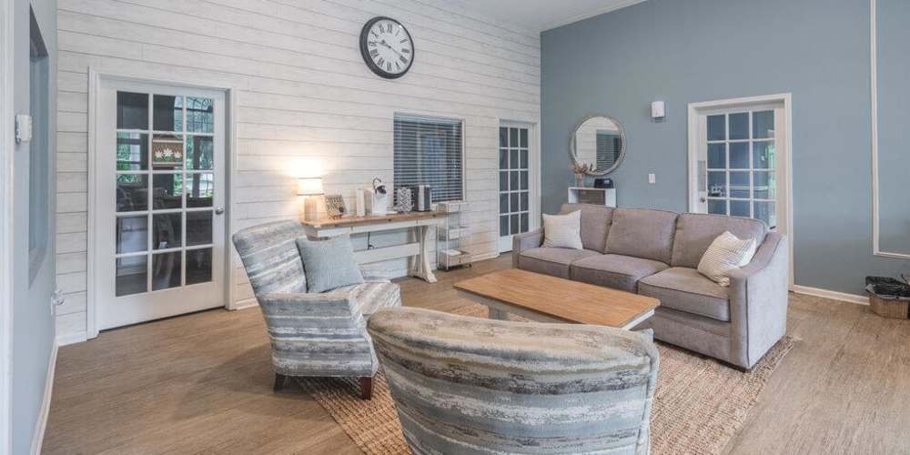 Community seating area at Sabal Palms in Charleston, South Carolina
