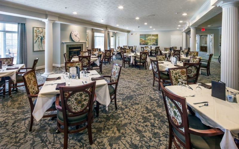 The dining room at GreenTree at Mt. Vernon in Mt. Vernon, Illinois