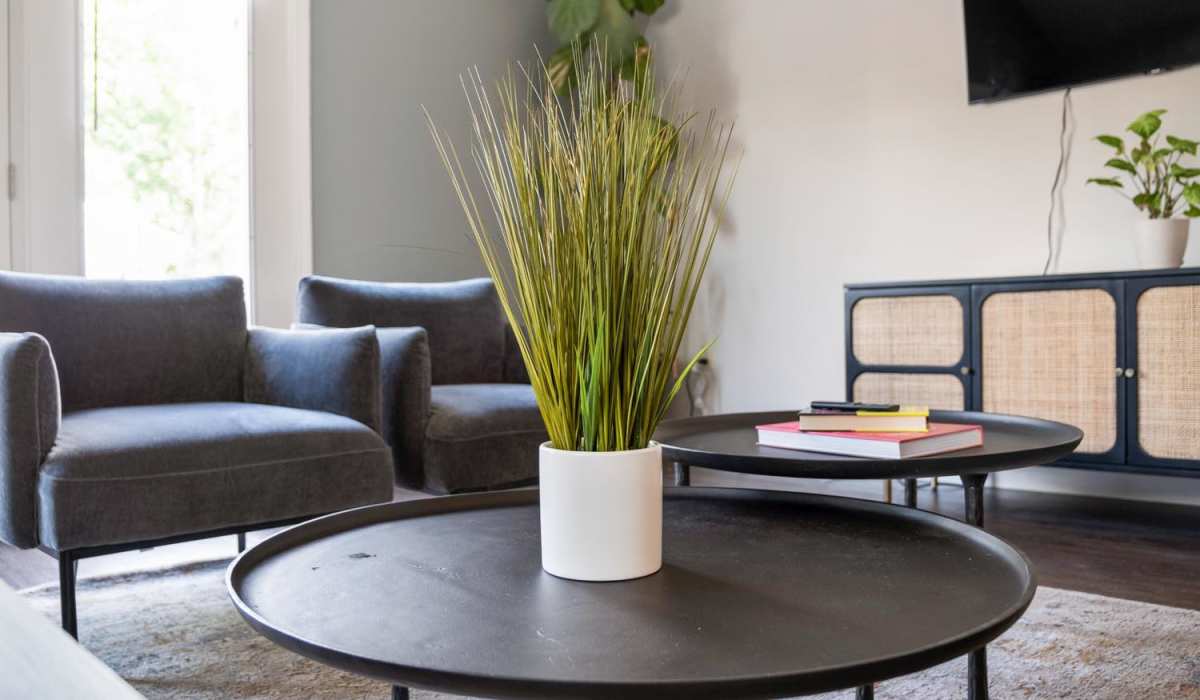 Living room with couches and coffee table at Josephs Crossing in Summersville, West Virginia