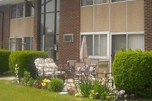 Exterior of Creek Hill Apartments' buildings in Webster, New York