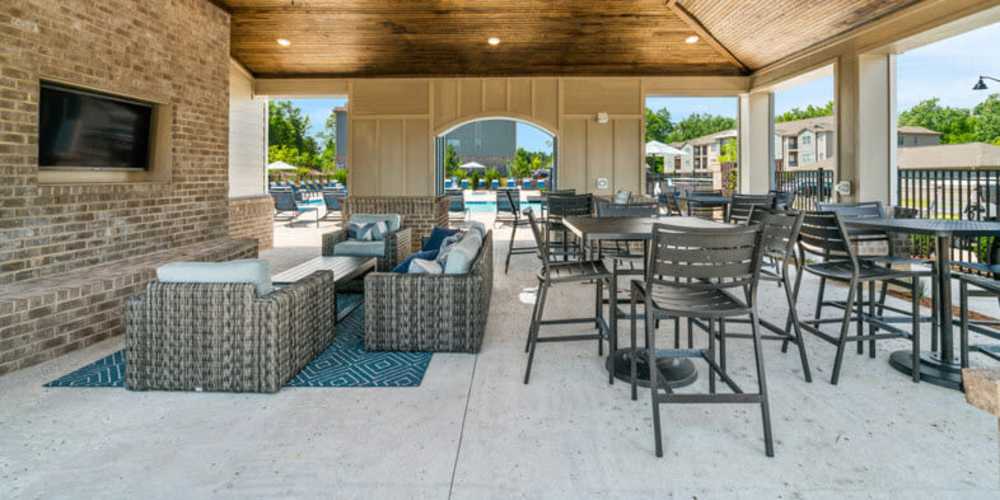Outdoor resident activity area at Lodge at Lake Wylie in Lake Wylie, South Carolina