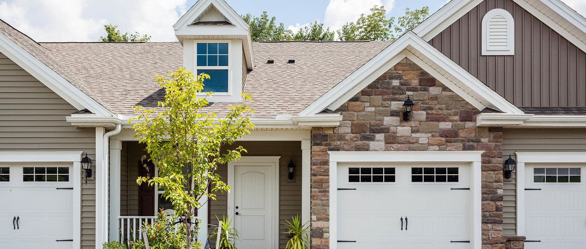 Apartments at The Links at CenterPointe Townhomes in Canandaigua, New York